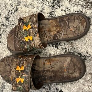 Under Armour Camo Sandals with Brown Accents